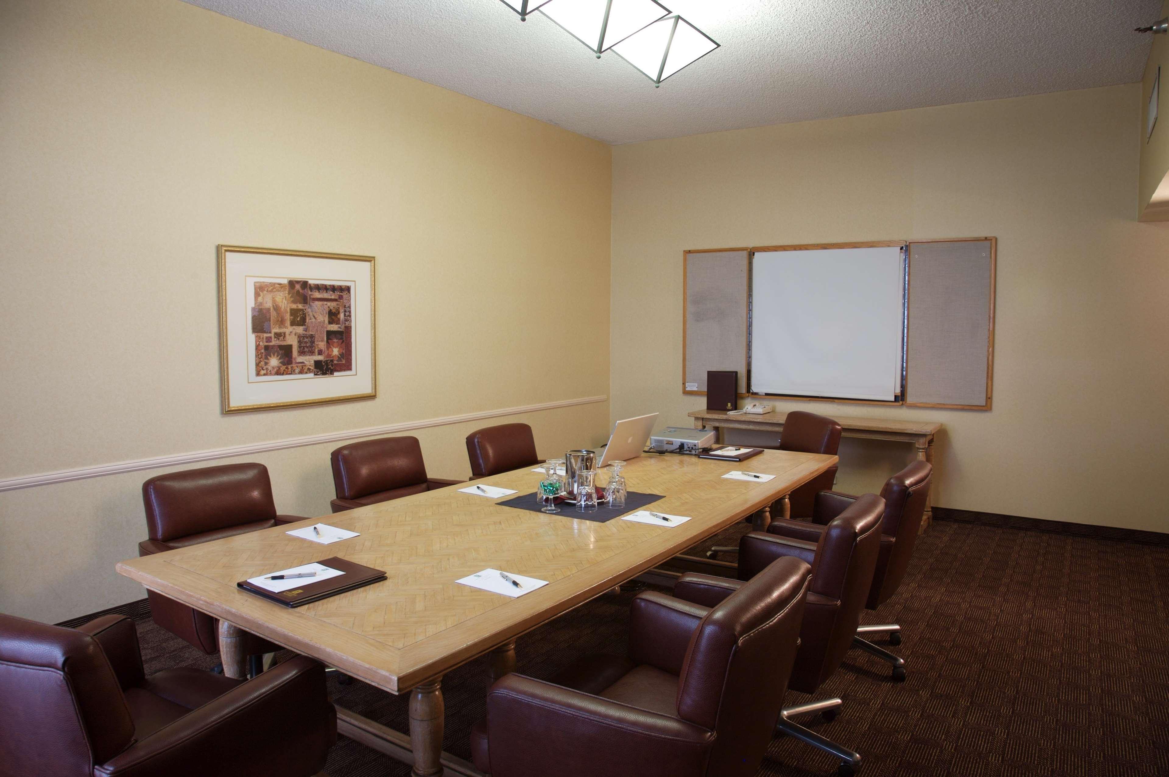 Embassy Suites By Hilton Anaheim North Servizi foto