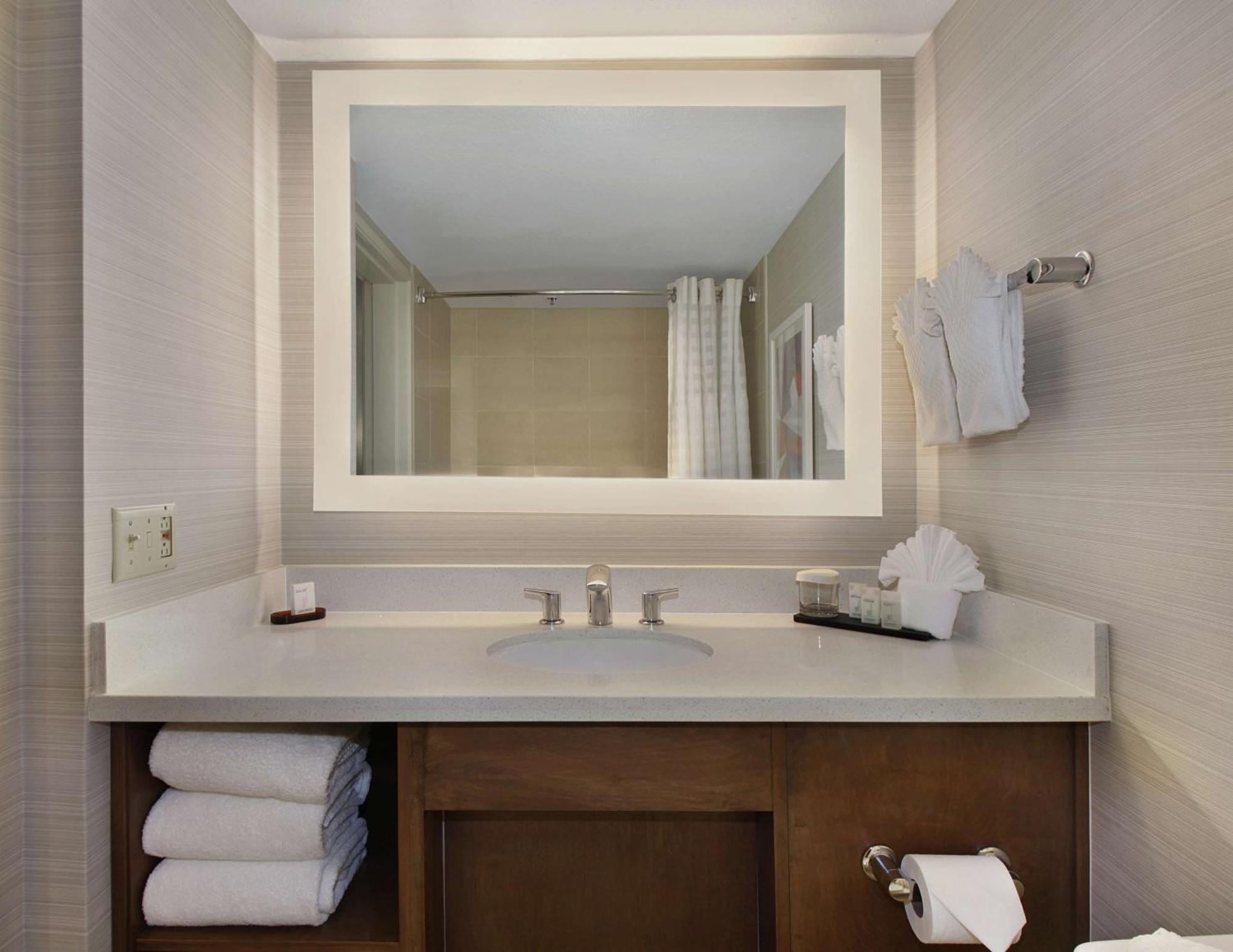 Embassy Suites By Hilton Anaheim North Esterno foto