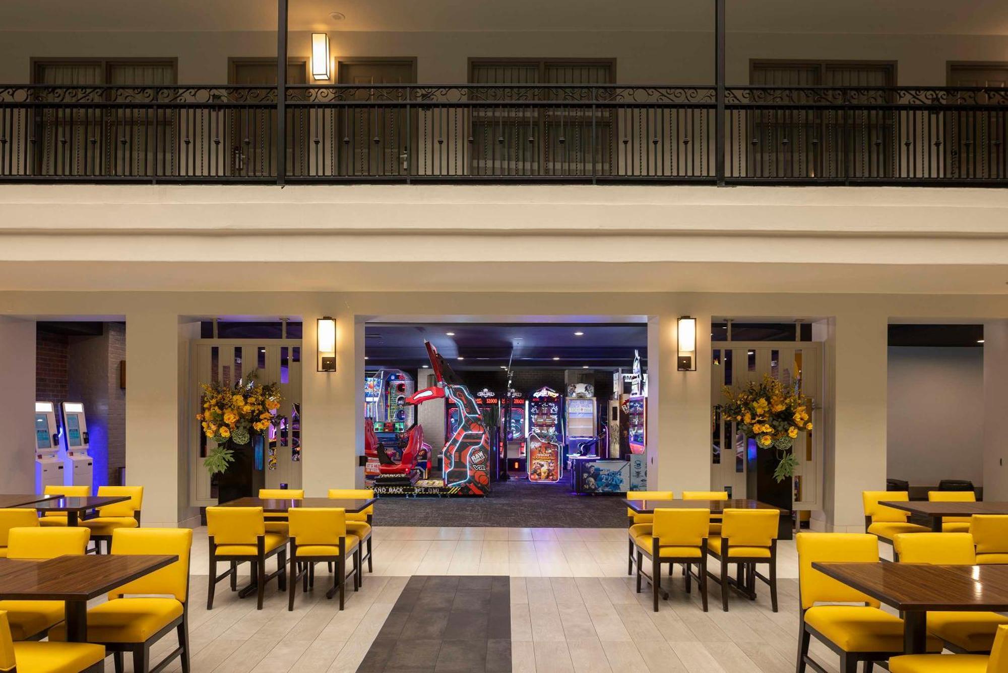 Embassy Suites By Hilton Anaheim North Esterno foto